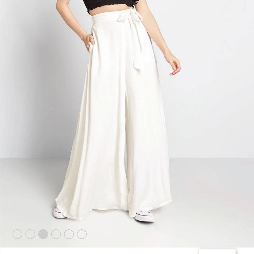 NWT White Modcloth wide leg viscose pants sz 4